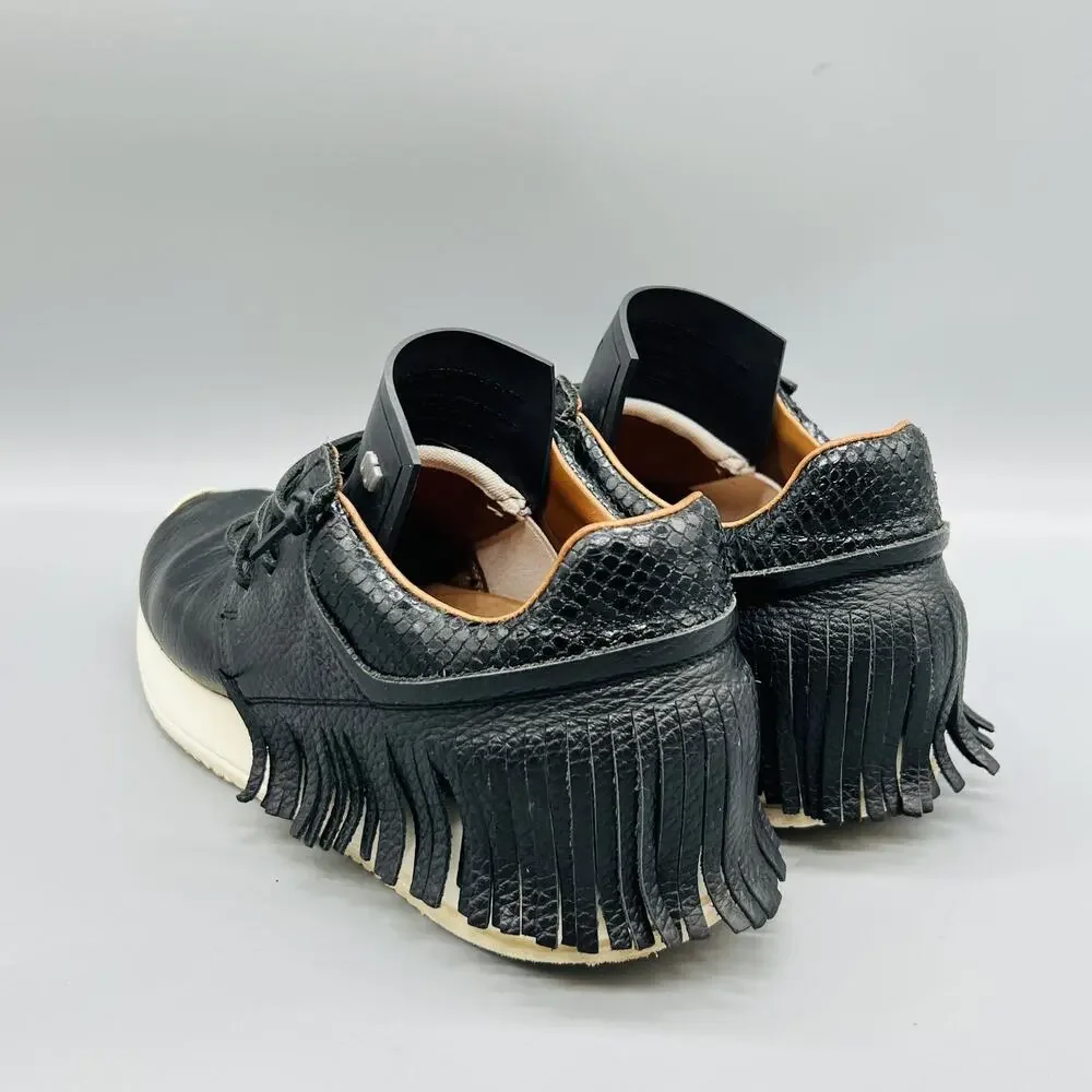 ESSEutESSE Shoes Women 7.5 Black Pebbled Leather Fringe Low Top Sneakers Comfort